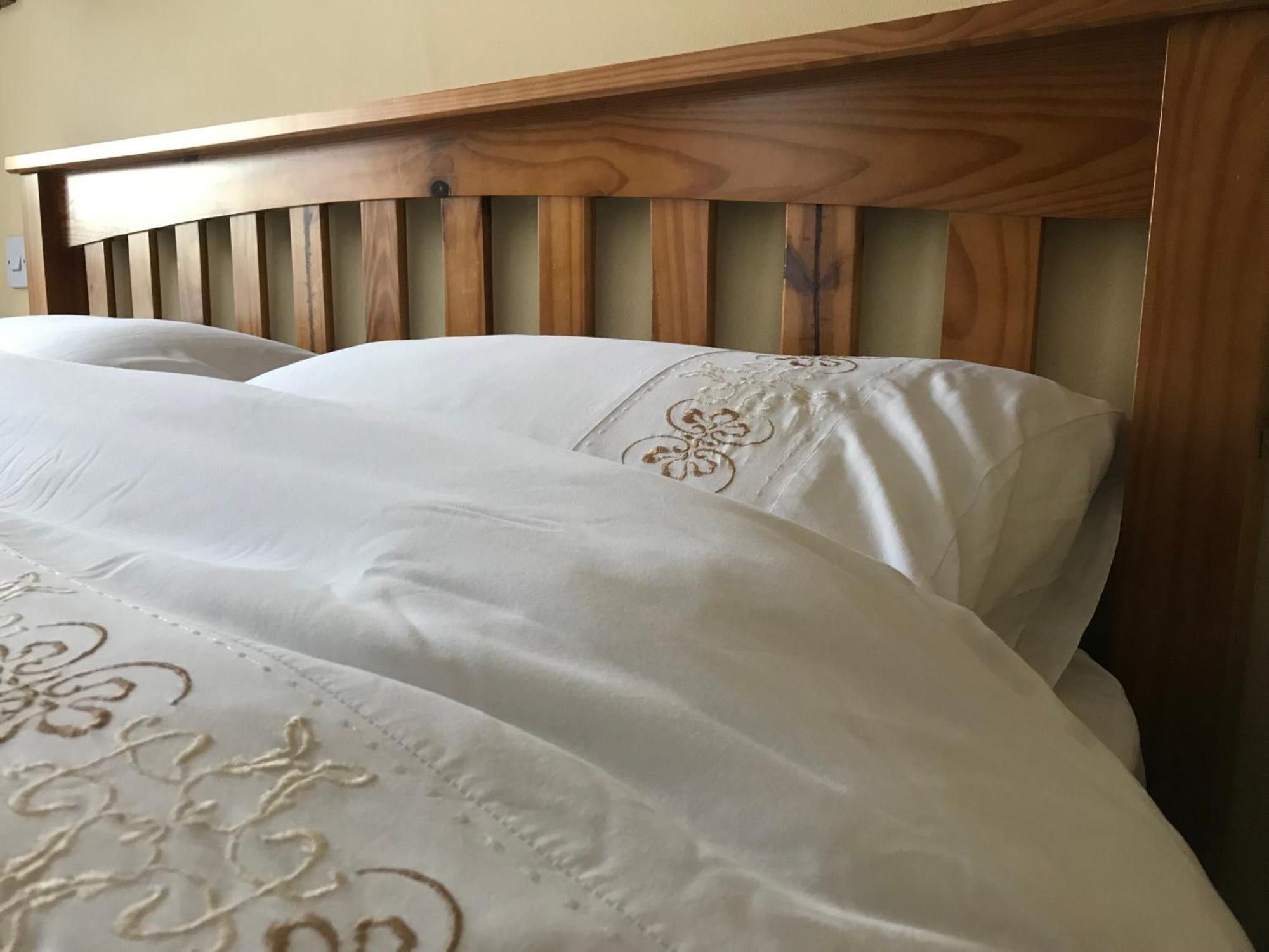 Ashes Seafood Restaurant Accommodation Dingle Ngoại thất bức ảnh